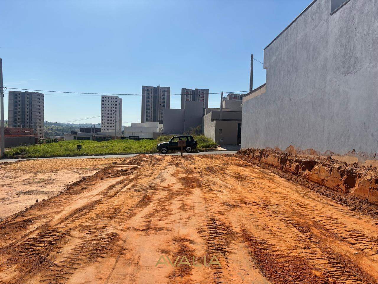Lote à venda no Jardim Bom Sucesso: 