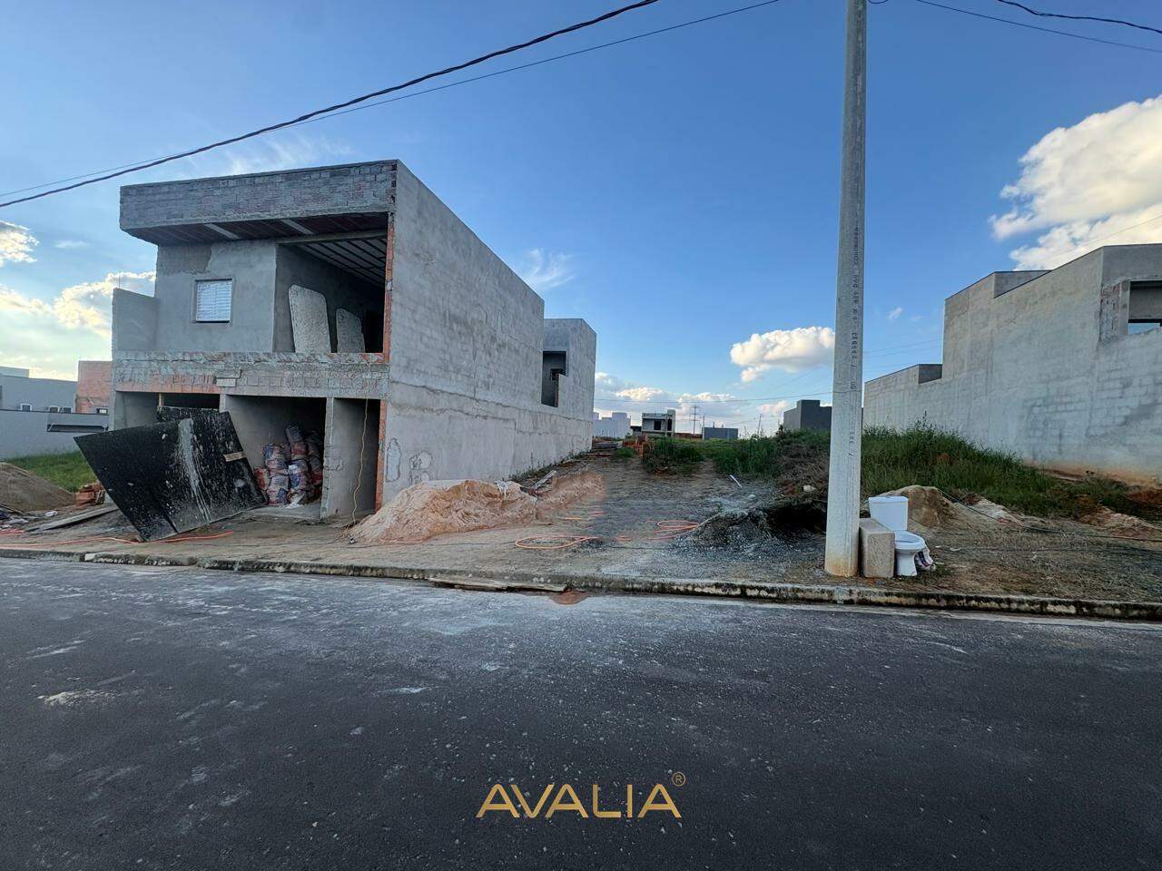 Terreno à venda no Jardim Bom Sucesso: 