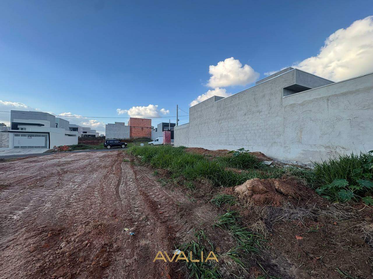 Terreno à venda no Jardim Bom Sucesso: 