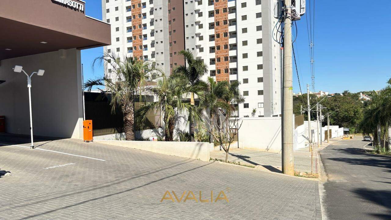 Apartamento à venda no Jardim Santiago: 