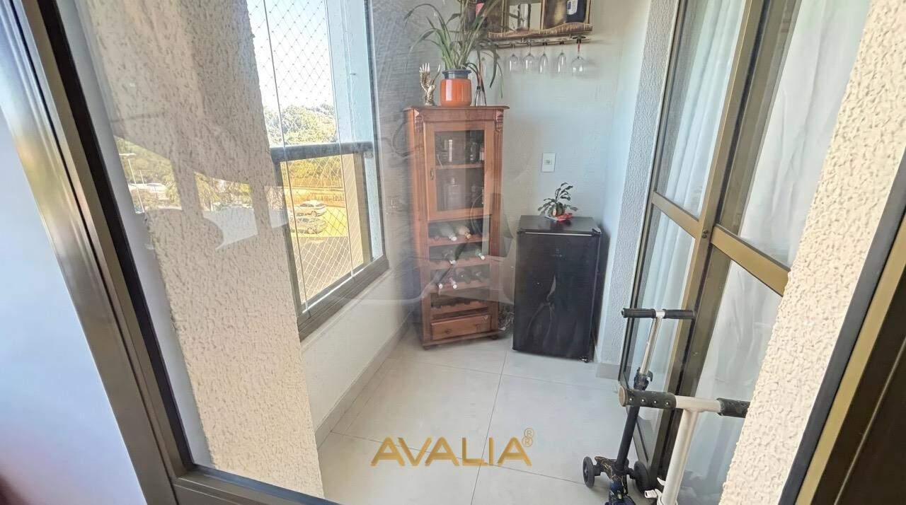 Apartamento à venda no Jardim Santiago: 