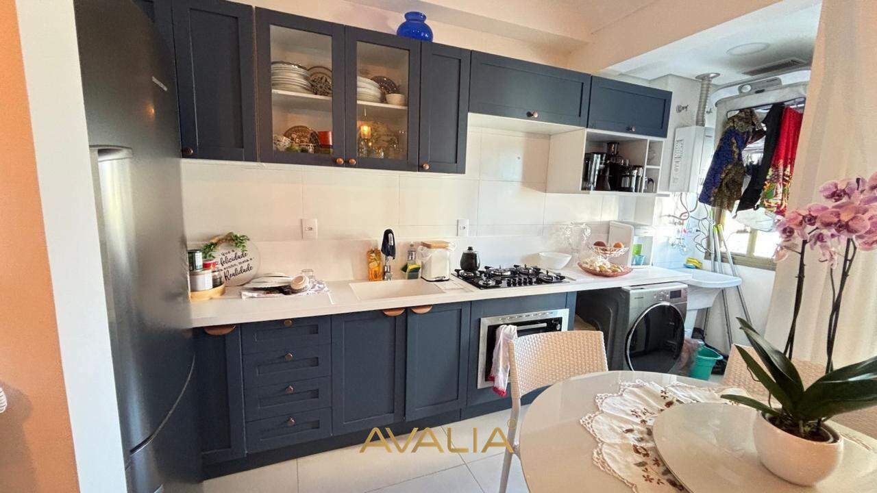 Apartamento à venda no Jardim Santiago: 