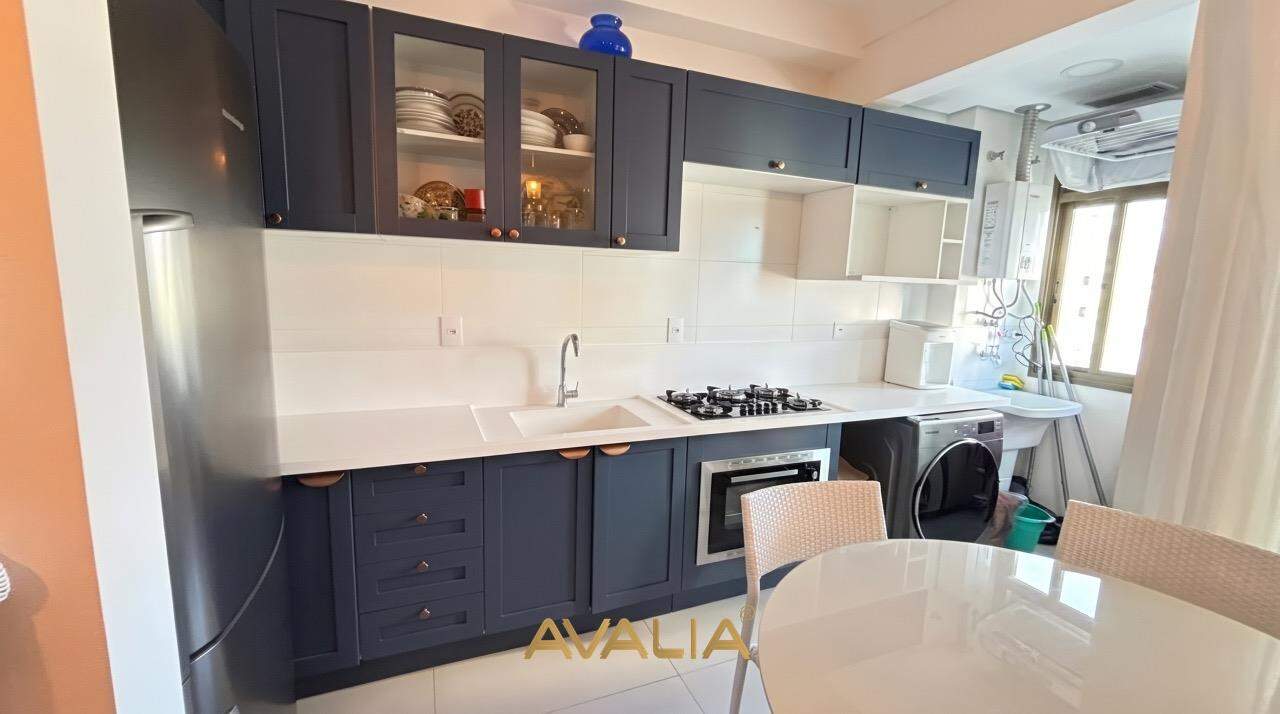 Apartamento à venda no Jardim Santiago: 