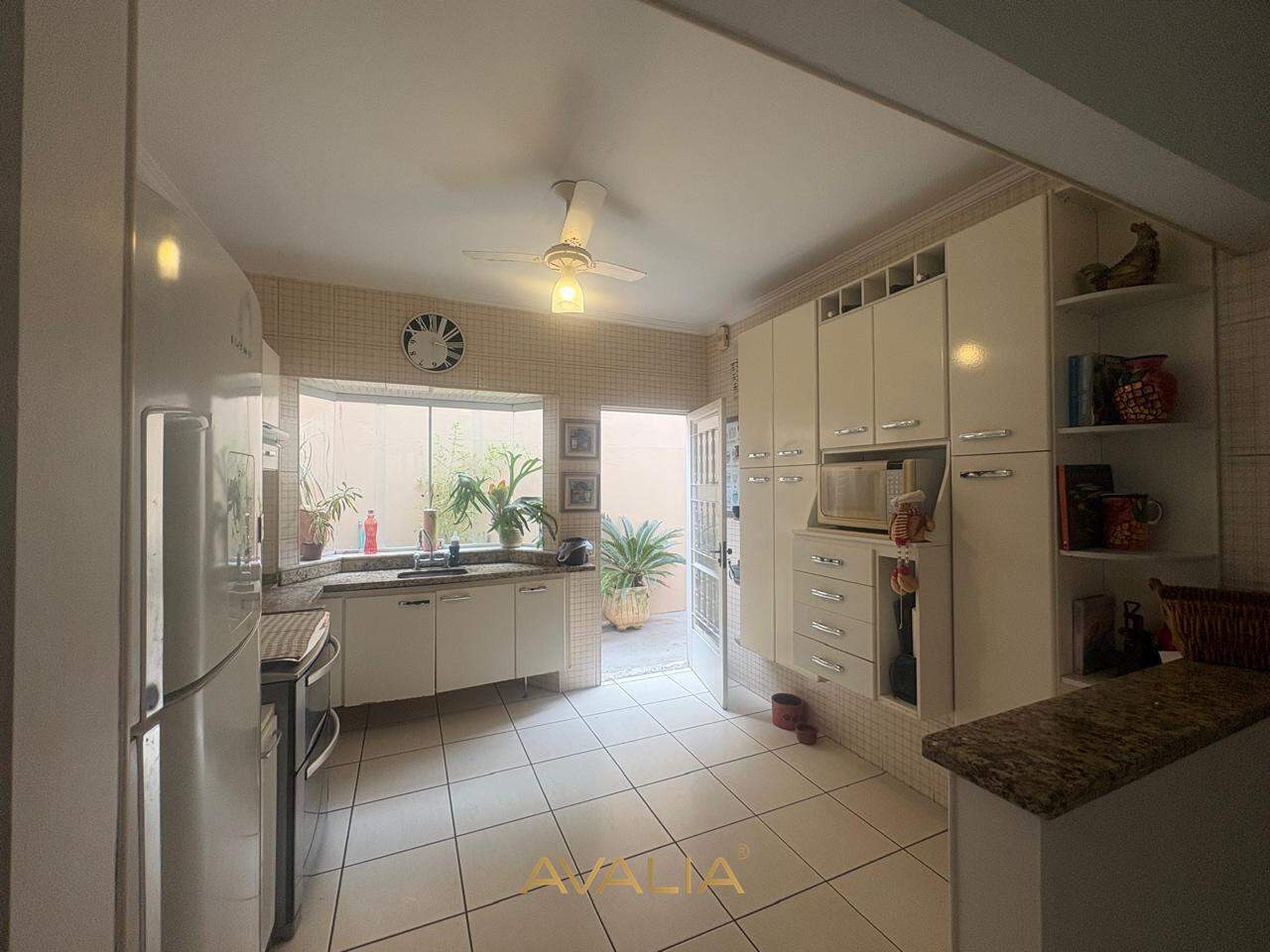 Casa à venda no Jardim Esplanada: 