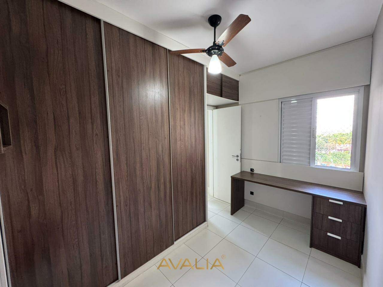 Apartamento para aluguel no Jardim Santiago: 