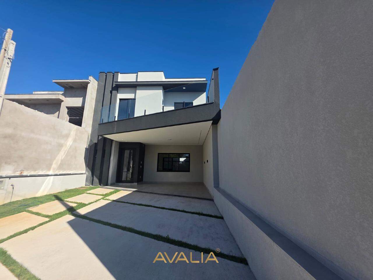 Casa em condomínio à venda no Jardins do Império: 