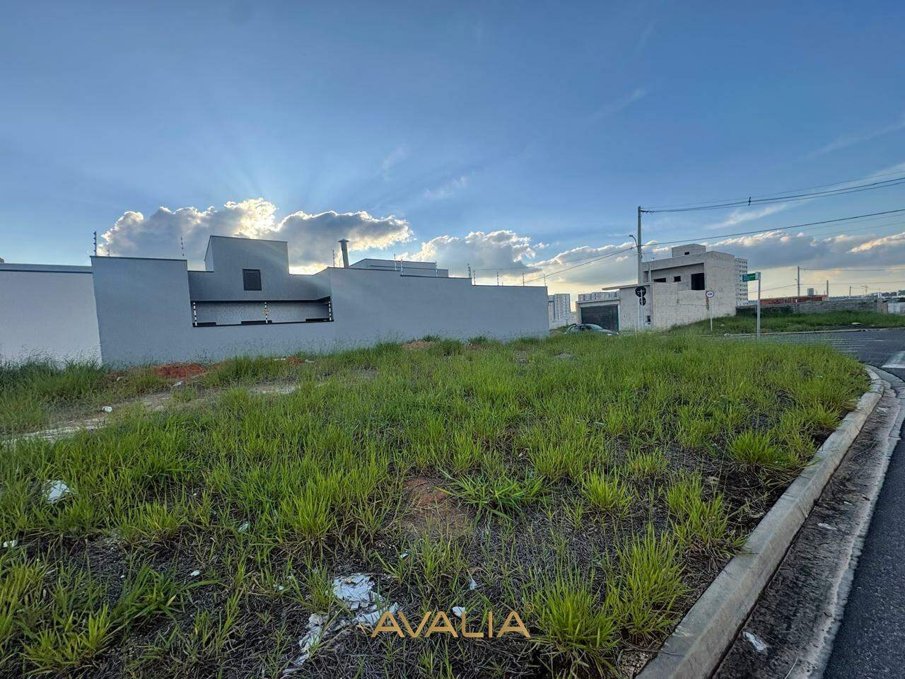 Lote à venda no Jardim Bom Sucesso: 