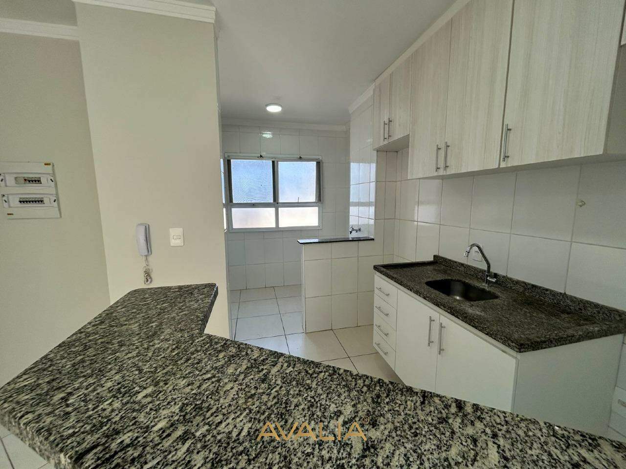Apartamento para aluguel no Jardim Santiago: 