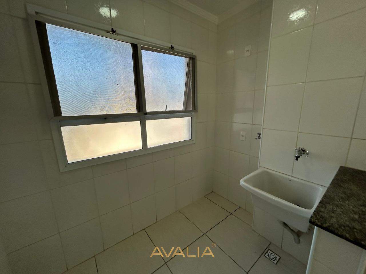 Apartamento para aluguel no Jardim Santiago: 