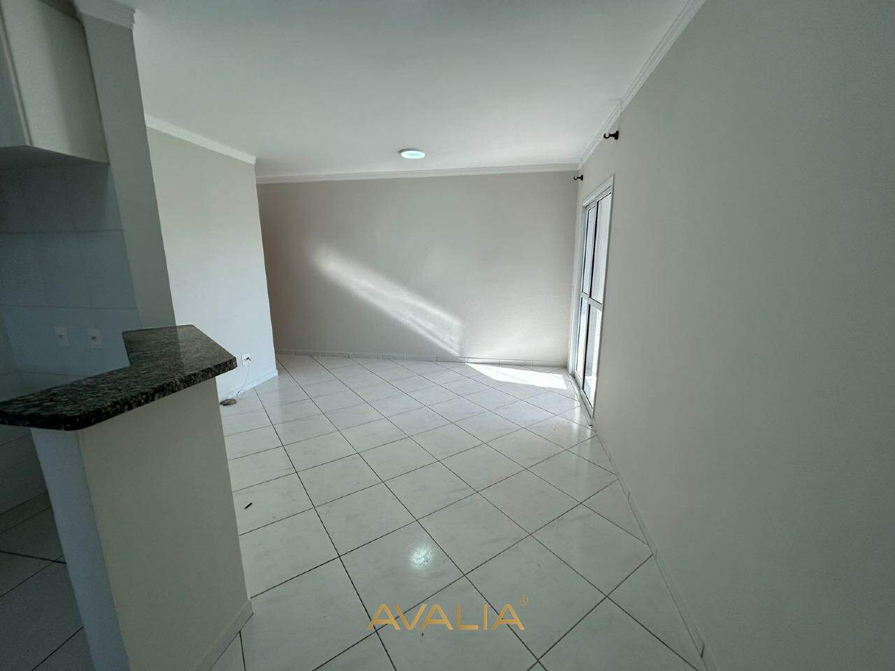 Apartamento para aluguel no Jardim Santiago: 
