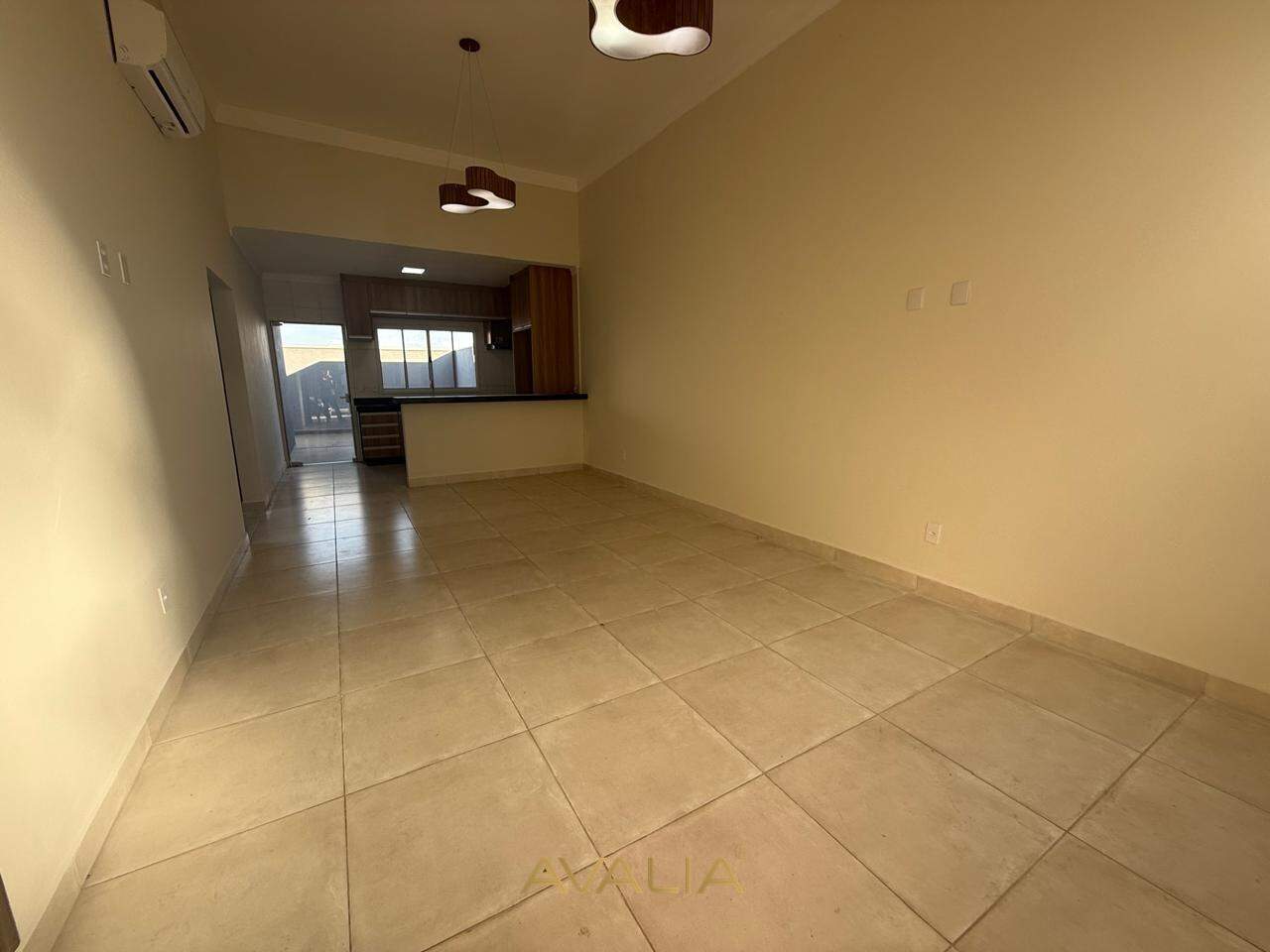 Casa em condomínio à venda no Jardins do Império: 