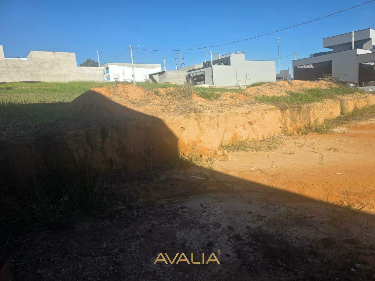 Lote à venda no Jardim Bom Sucesso: 