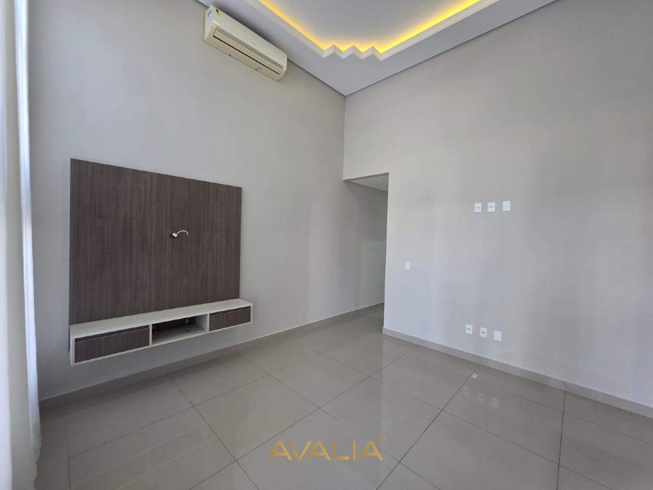 Casa em condomínio à venda no Jardim Park Real: 