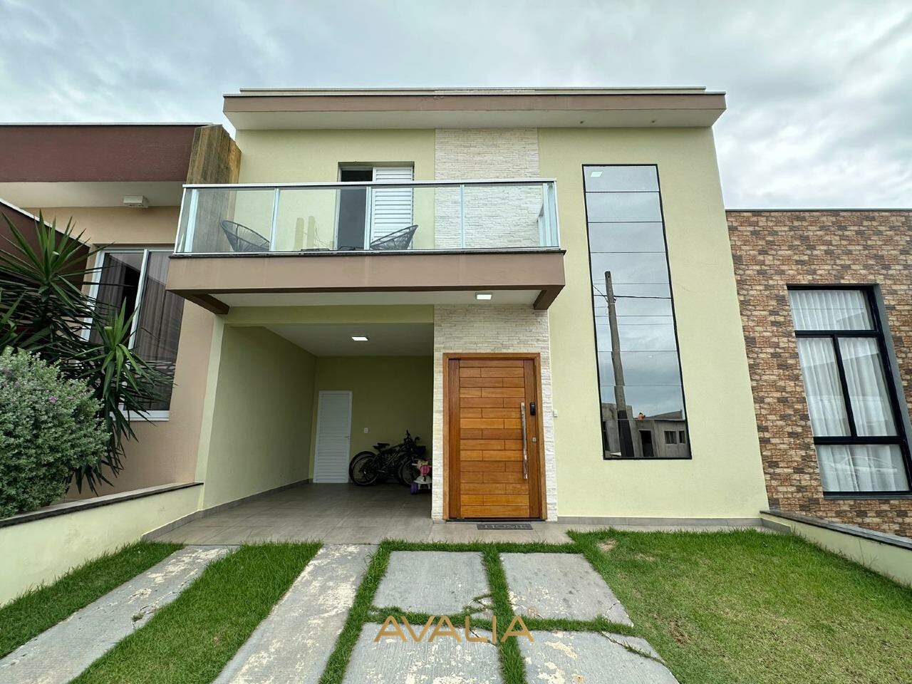 Casa em condomínio à venda no Jardins do Império: 