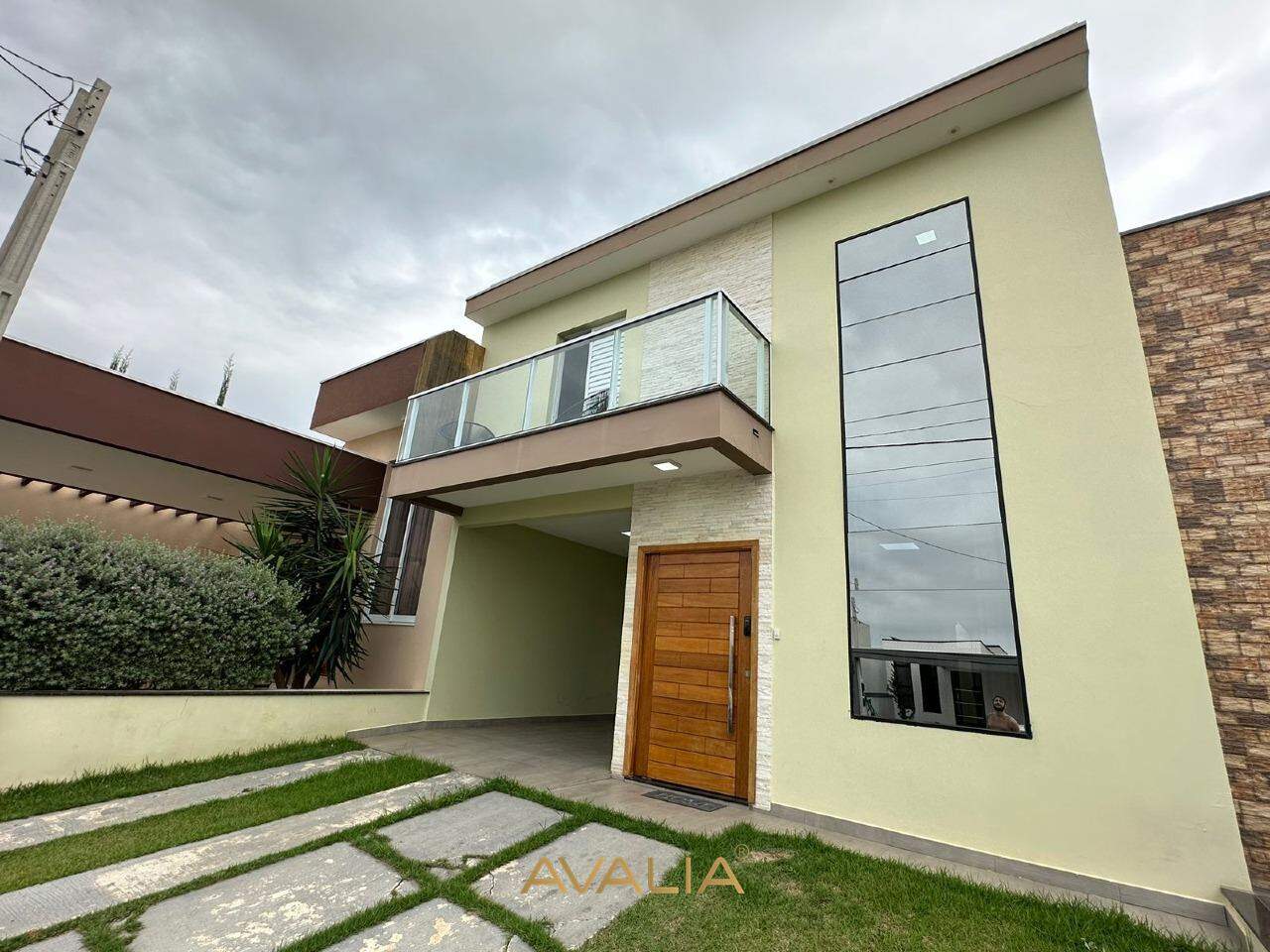 Casa em condomínio à venda no Jardins do Império: 
