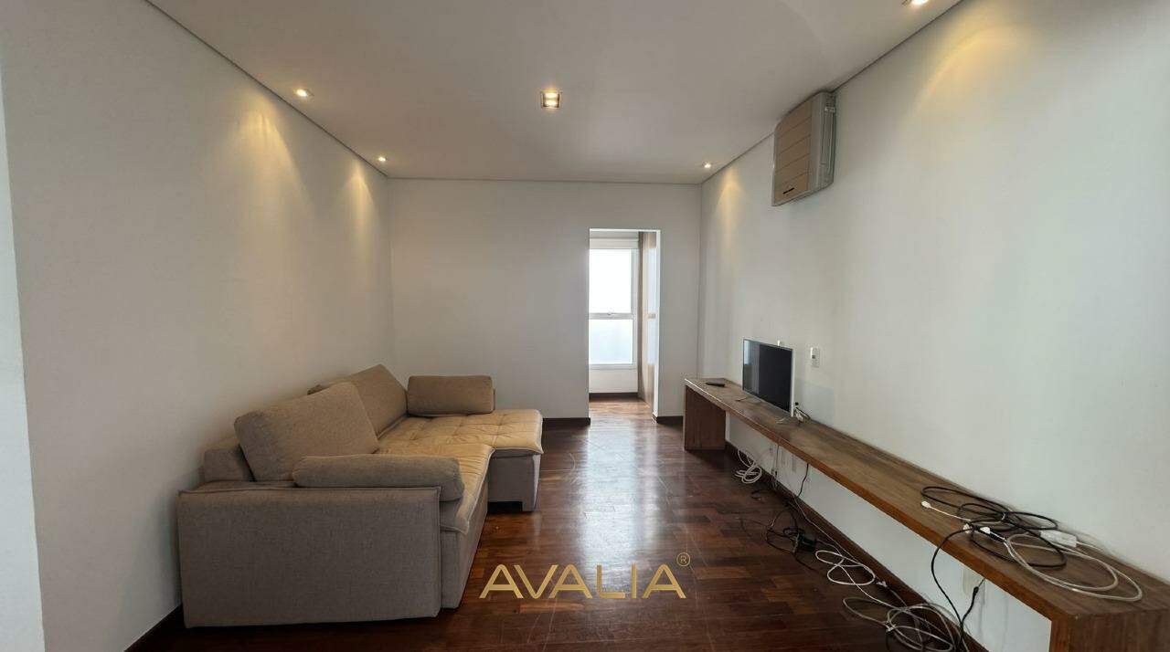 Casa em condomínio para aluguel no Jardim Vila Paradiso: 