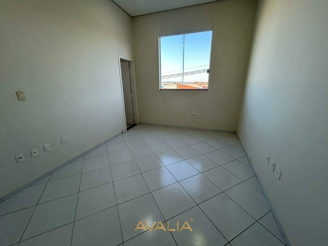 Sala Comercial para aluguel no Jardim Morada do Sol: 