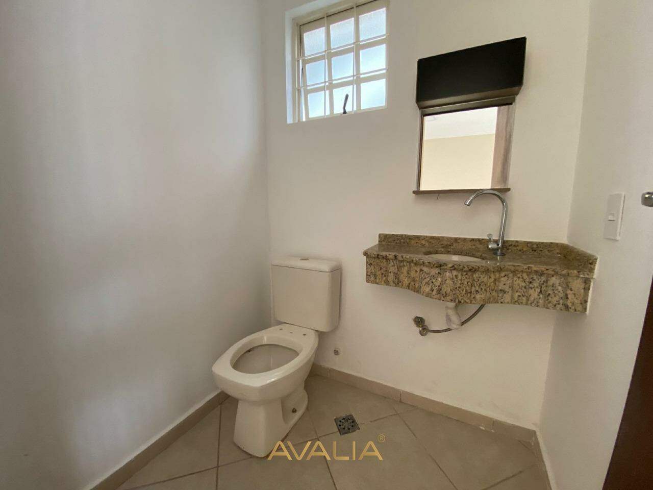 Casa em condomínio para aluguel no Portal das Acácias: 