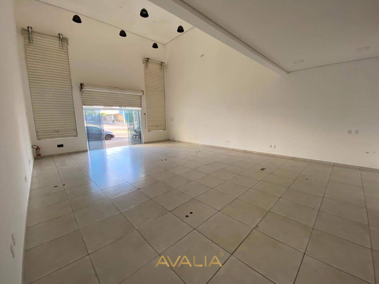 Salão para aluguel no Europark Comercial: 