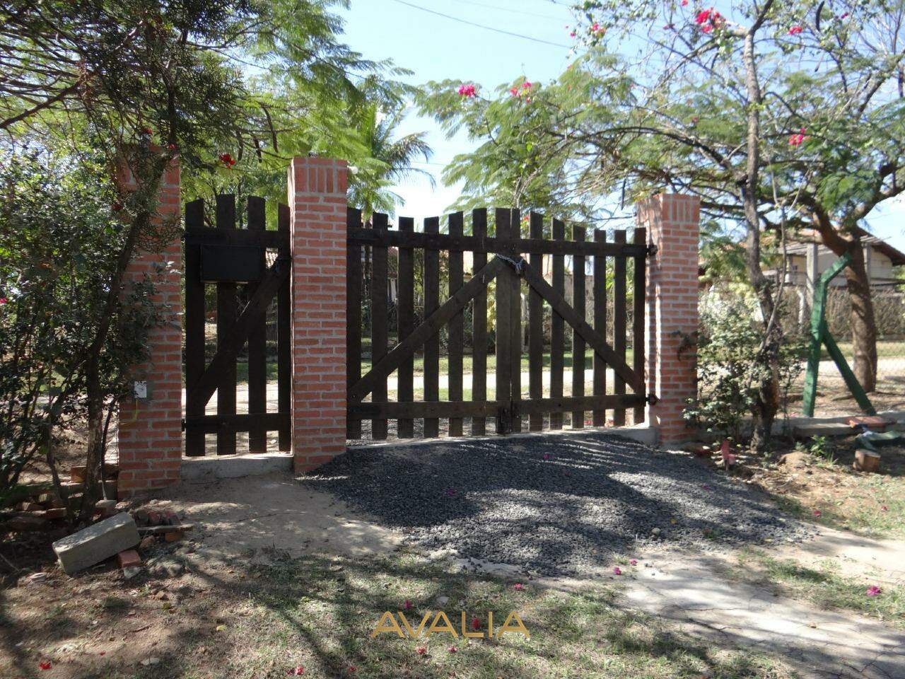 Chácara à venda no Jardim dos Laranjais: 