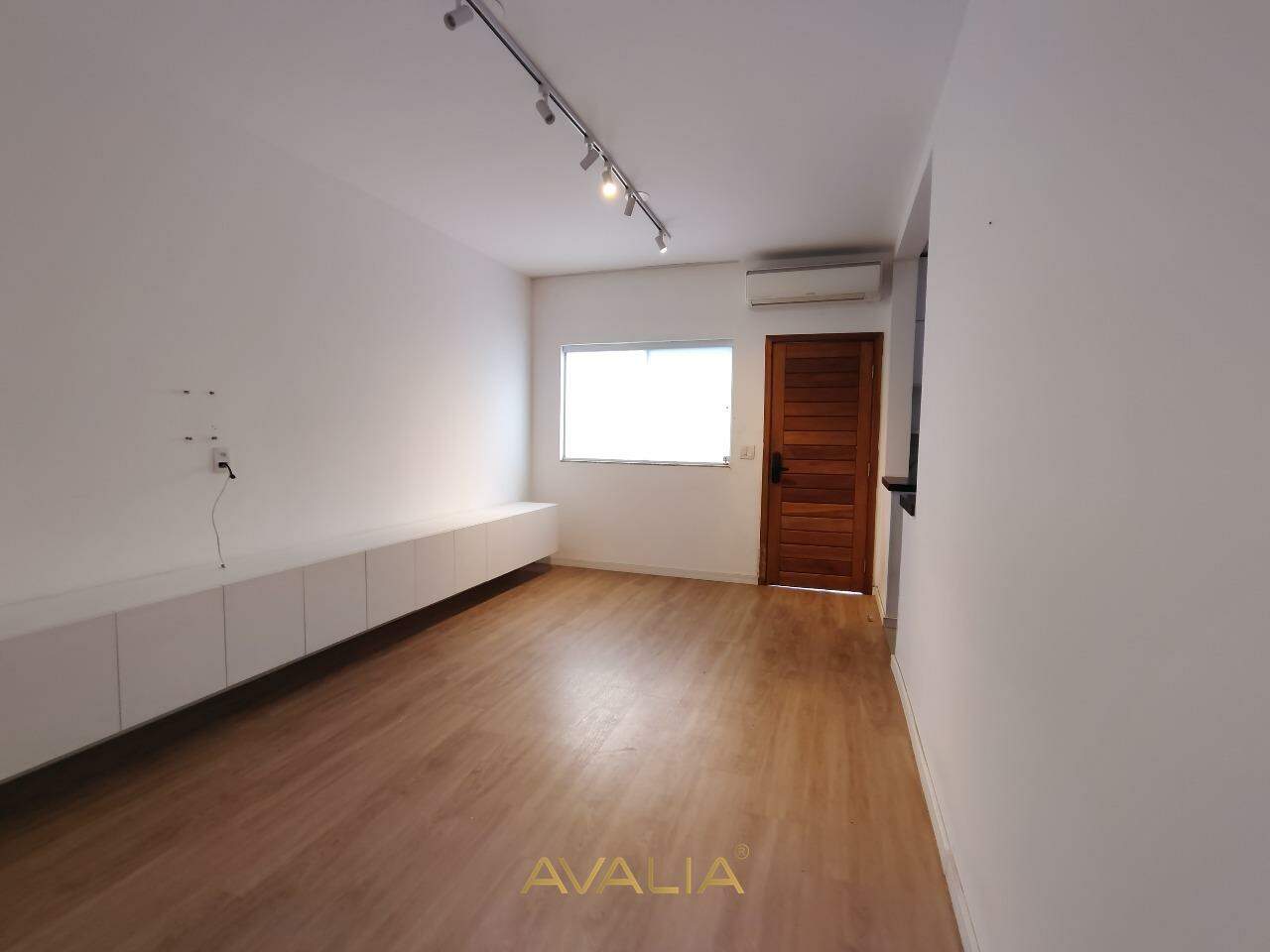 Casa em condomínio à venda no Villaggio Di Itaici: 
