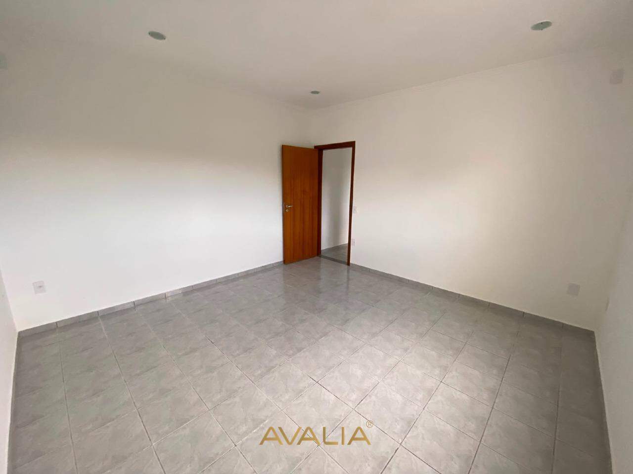 Salão para aluguel no Jardim Regente: 