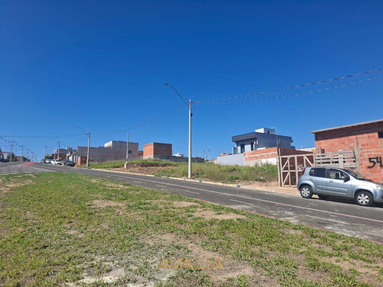 Lote à venda no Parque Barnabé: 