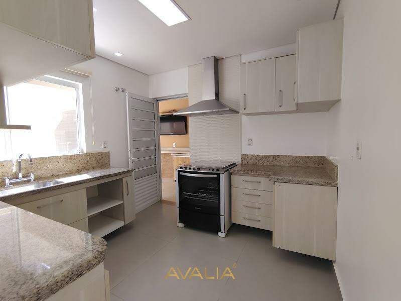 Casa em condomínio à venda no Villaggio Di Itaici: 
