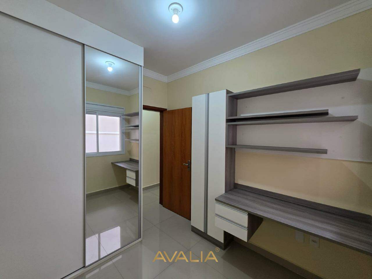 Casa em condomínio à venda no Jardim Park Real: 