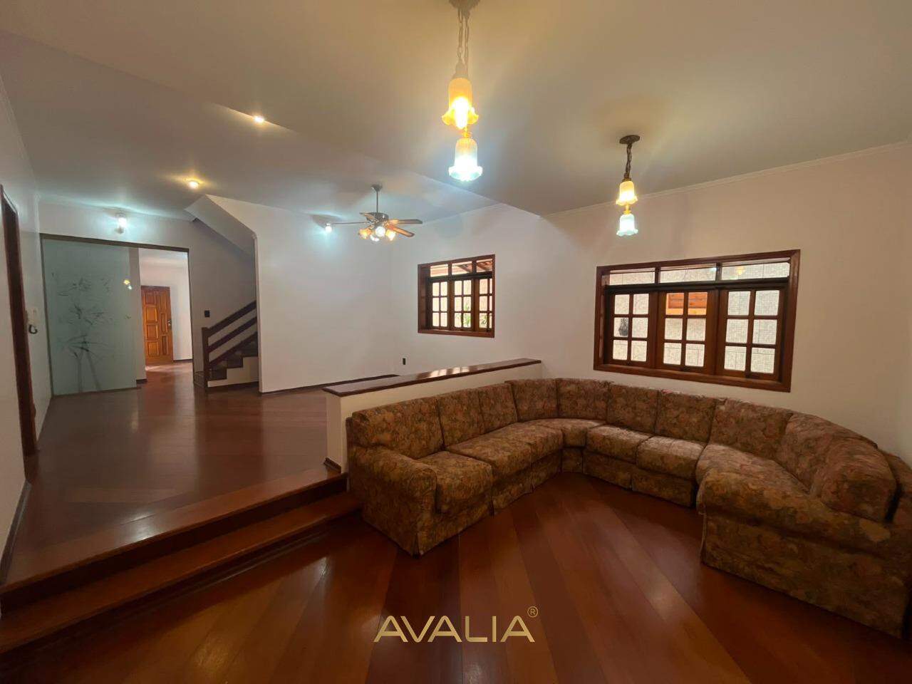 Casa para aluguel no Vila Suíça: 