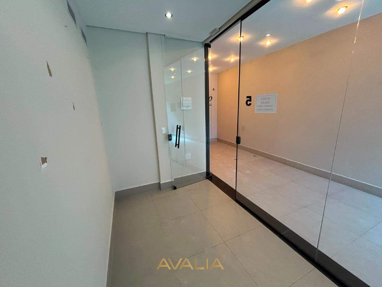 Sala Comercial para aluguel no Centro: 