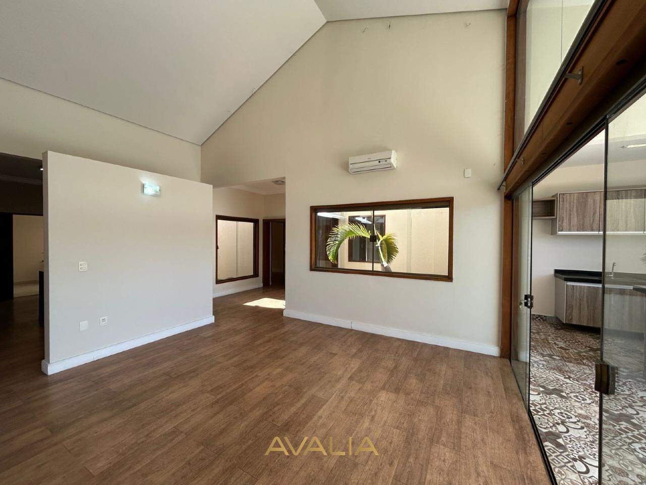 Casa à venda no Jardim Esplanada II: 