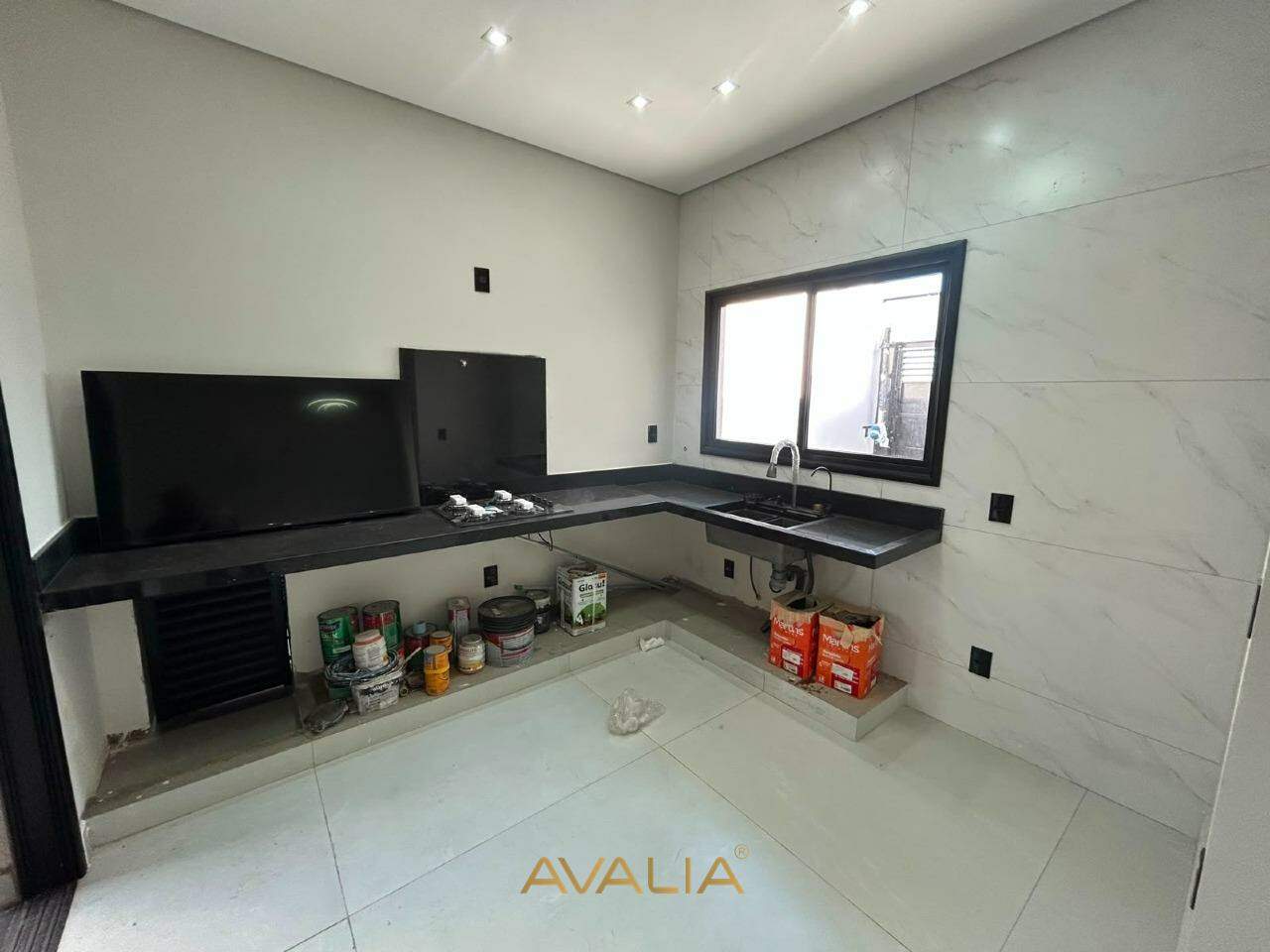 Casa para aluguel no Jardim Casablanca: 