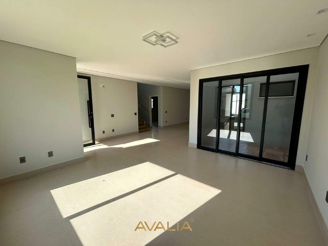 Casa em condomínio para aluguel no Jardim Panorama: 