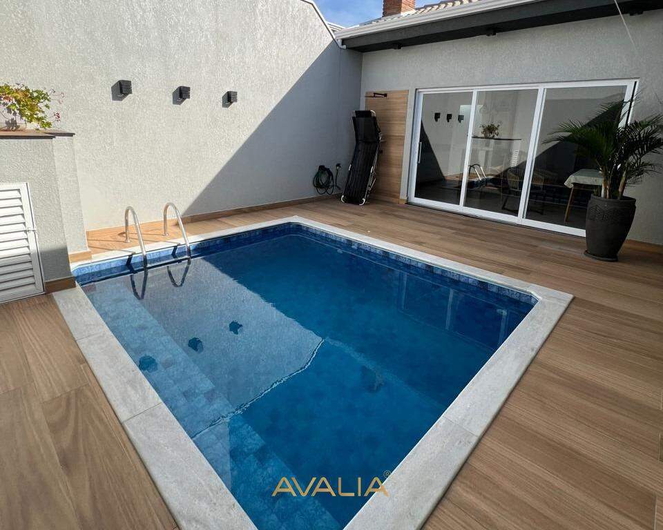 Casa à venda no Jardim Esplanada II: 