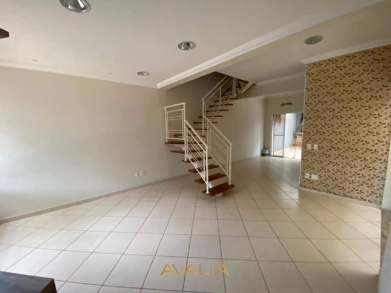 Casa em condomínio para aluguel no Portal das Acácias: 