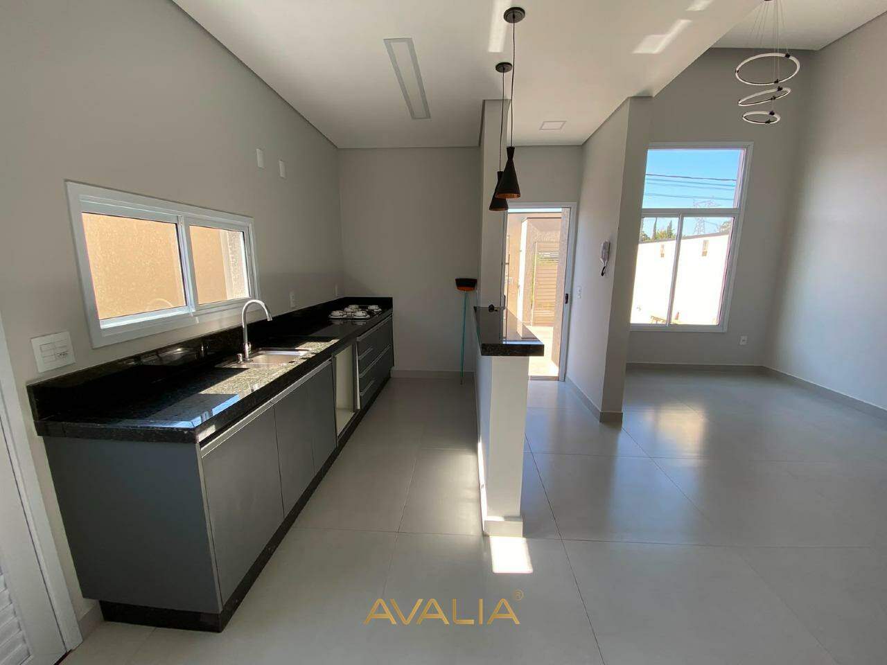 Casa para aluguel no Jardim Casablanca: 