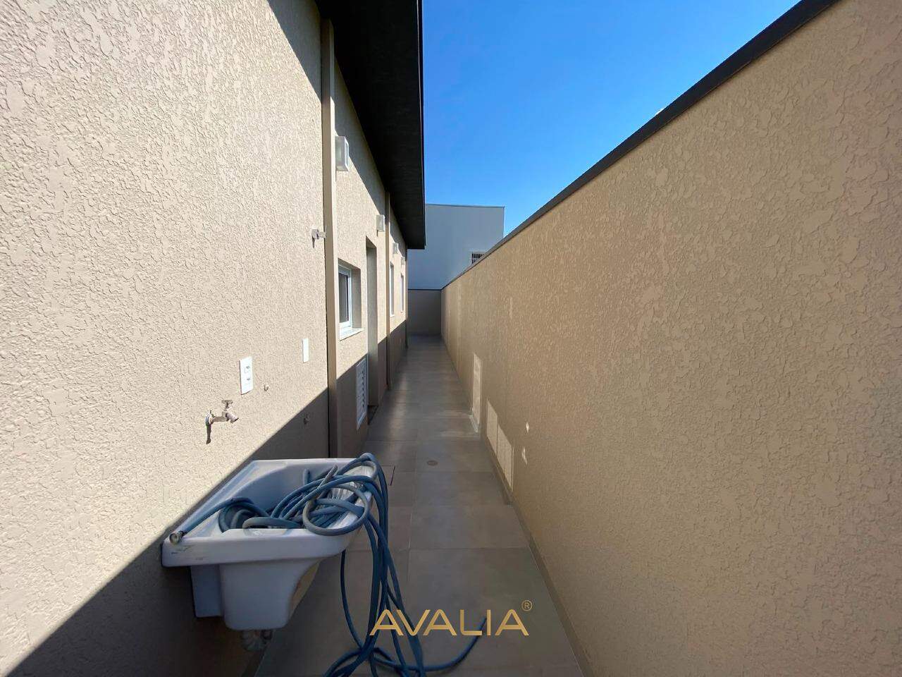 Casa para aluguel no Jardim Casablanca: 