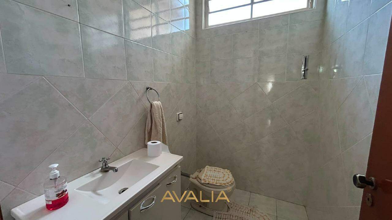 Casa à venda no Jardim Regina: 