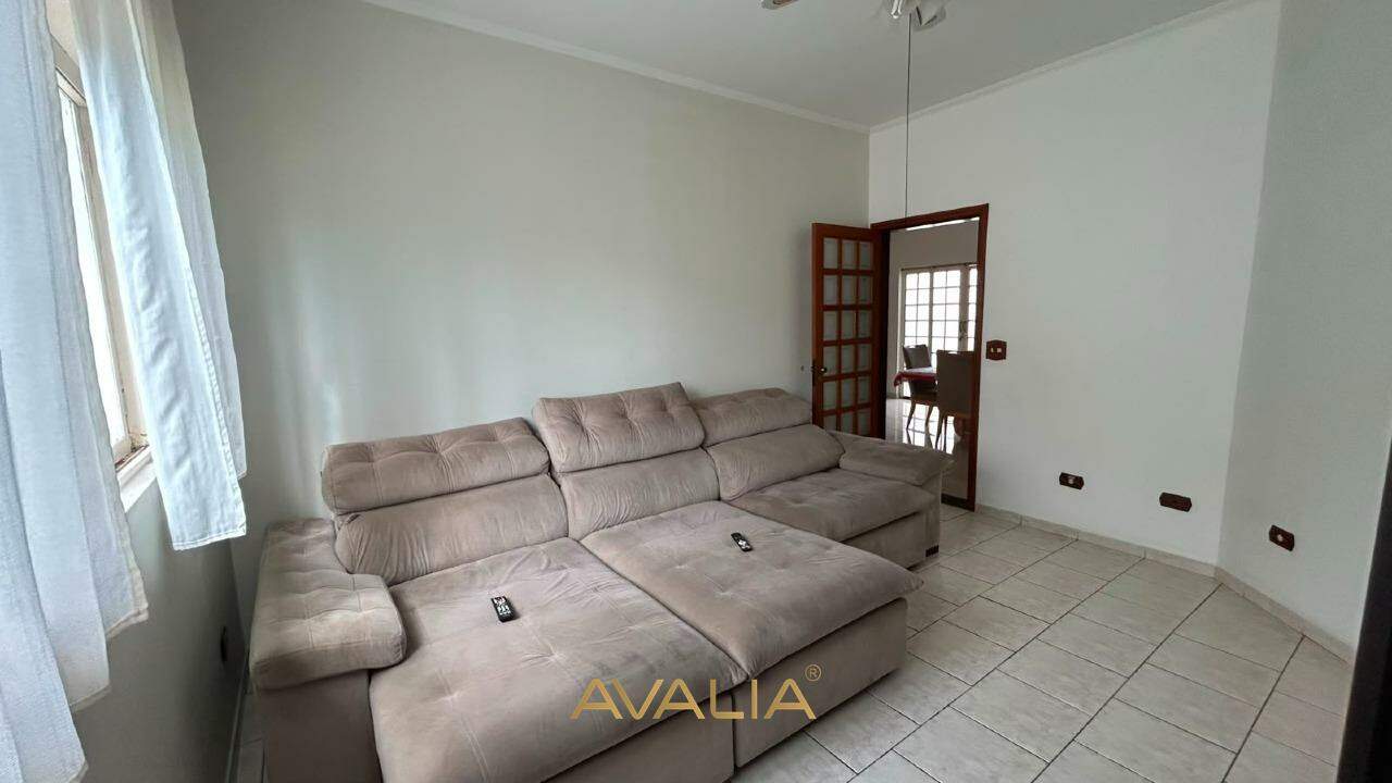 Casa à venda no Jardim Regina: 