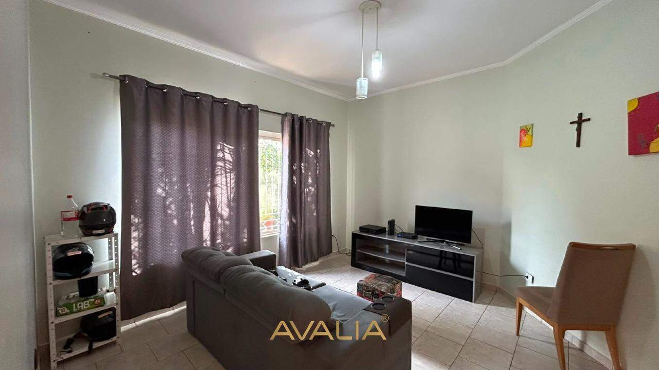 Casa à venda no Jardim Regina: 