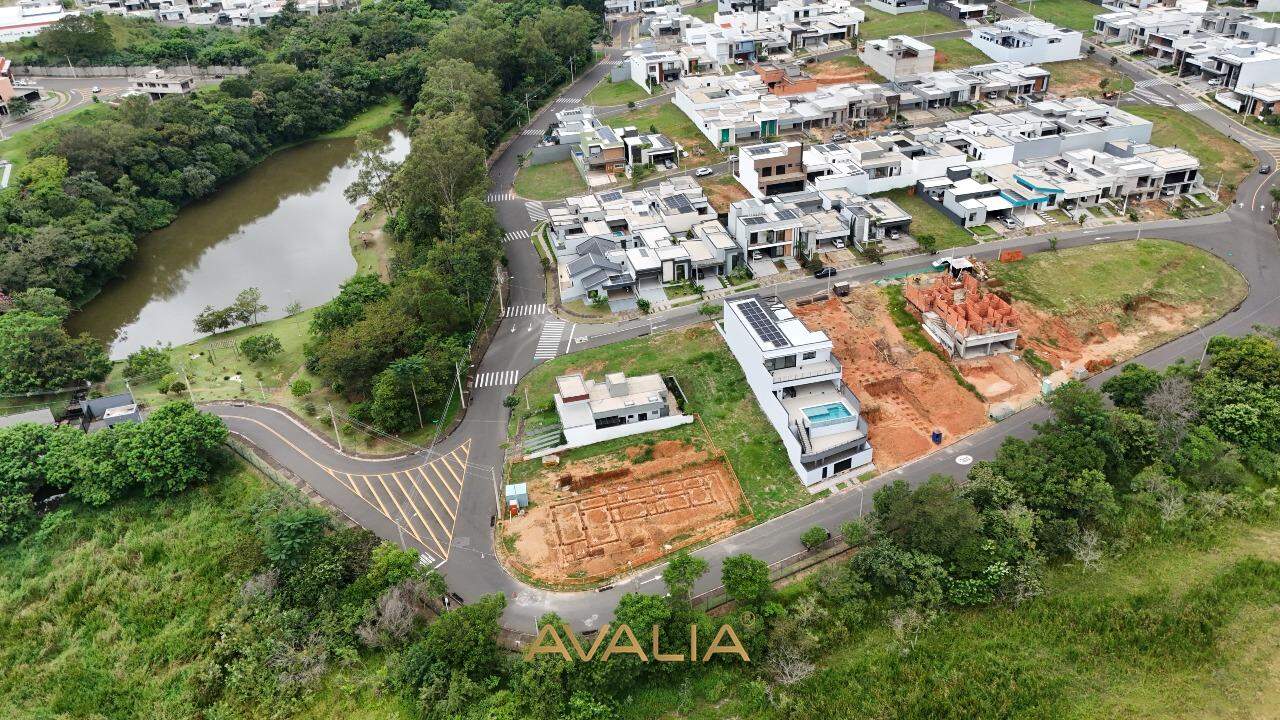 Lote em condomínio à venda no Jardim Laguna: 