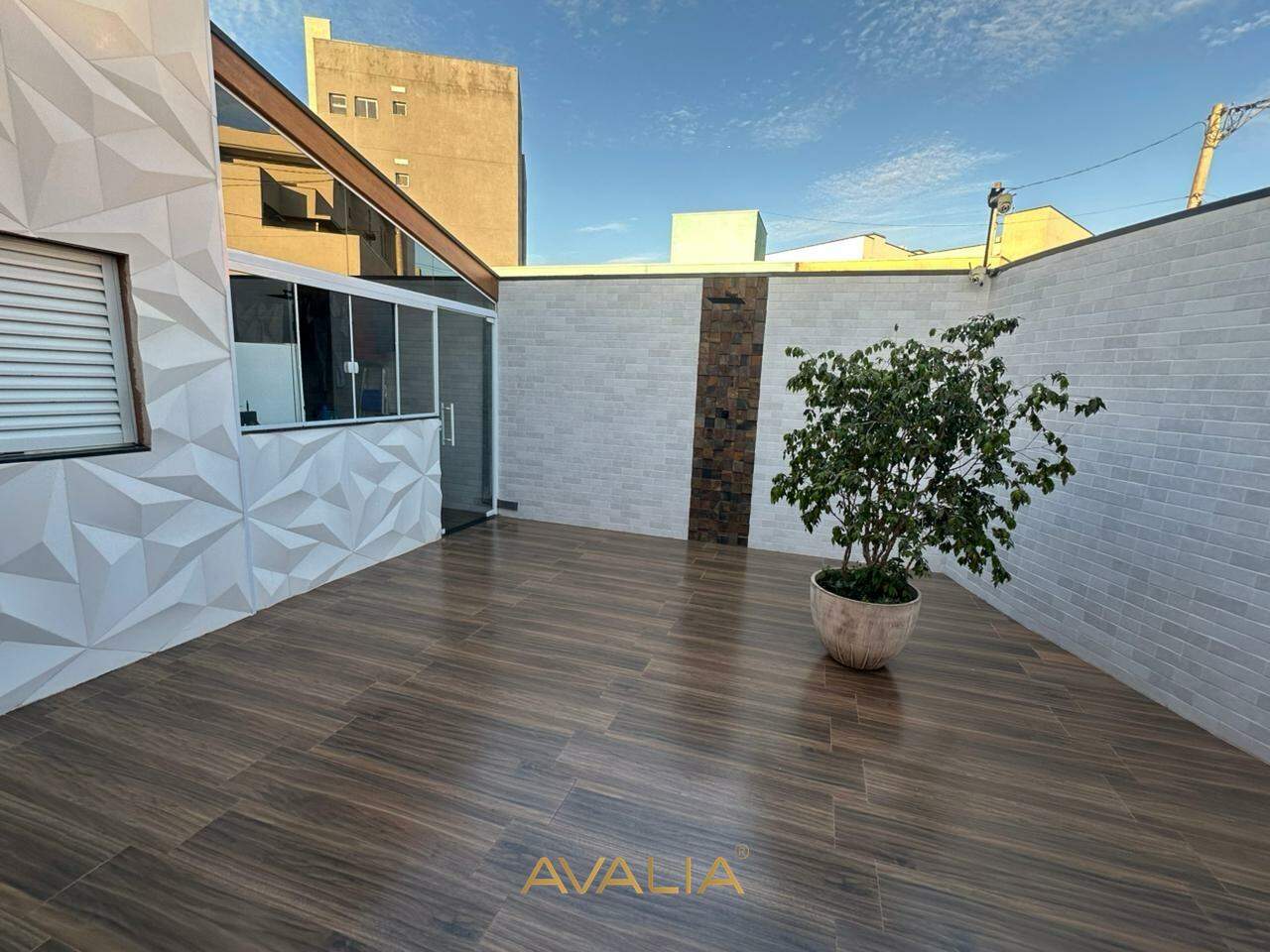 Casa à venda no Jardim Barcelona: 