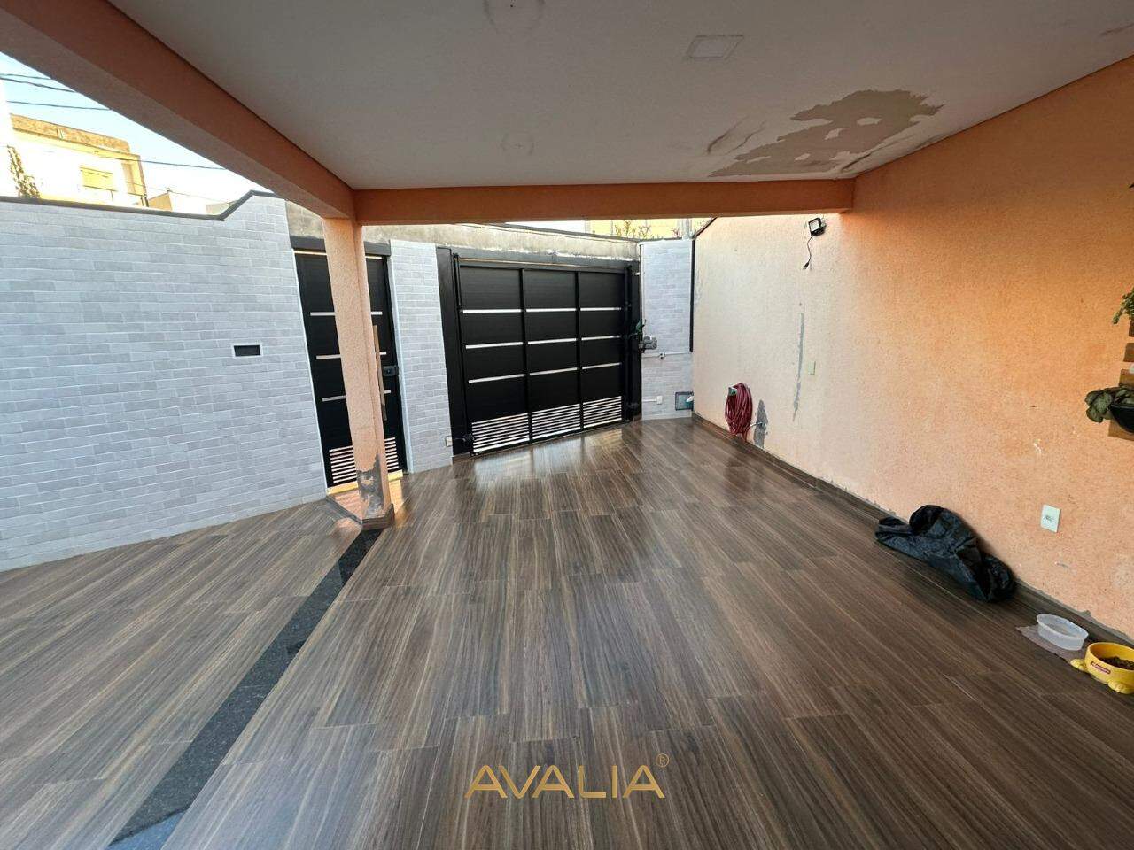 Casa à venda no Jardim Barcelona: 