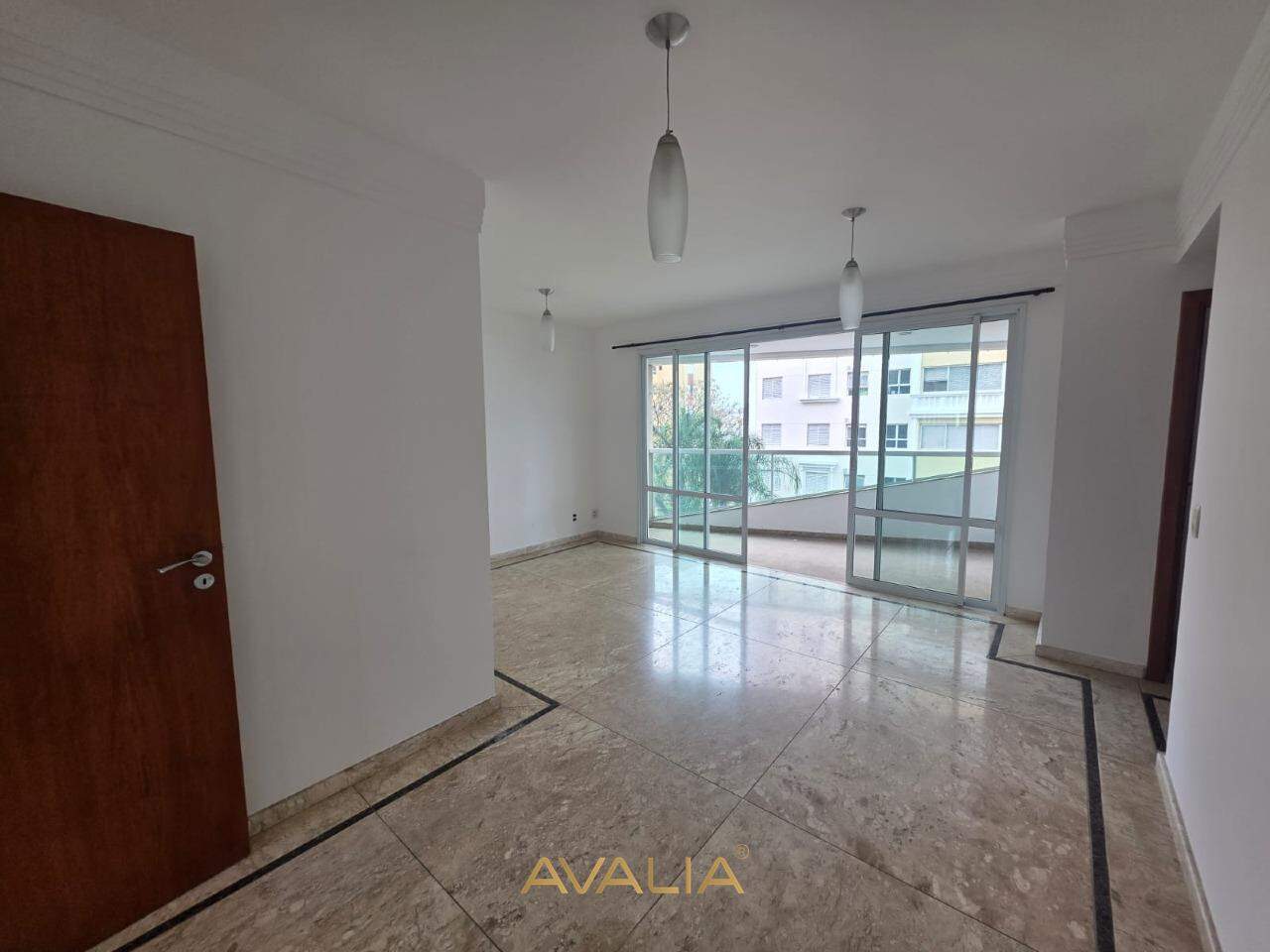 Apartamento à venda no Jardim Pau Preto: 