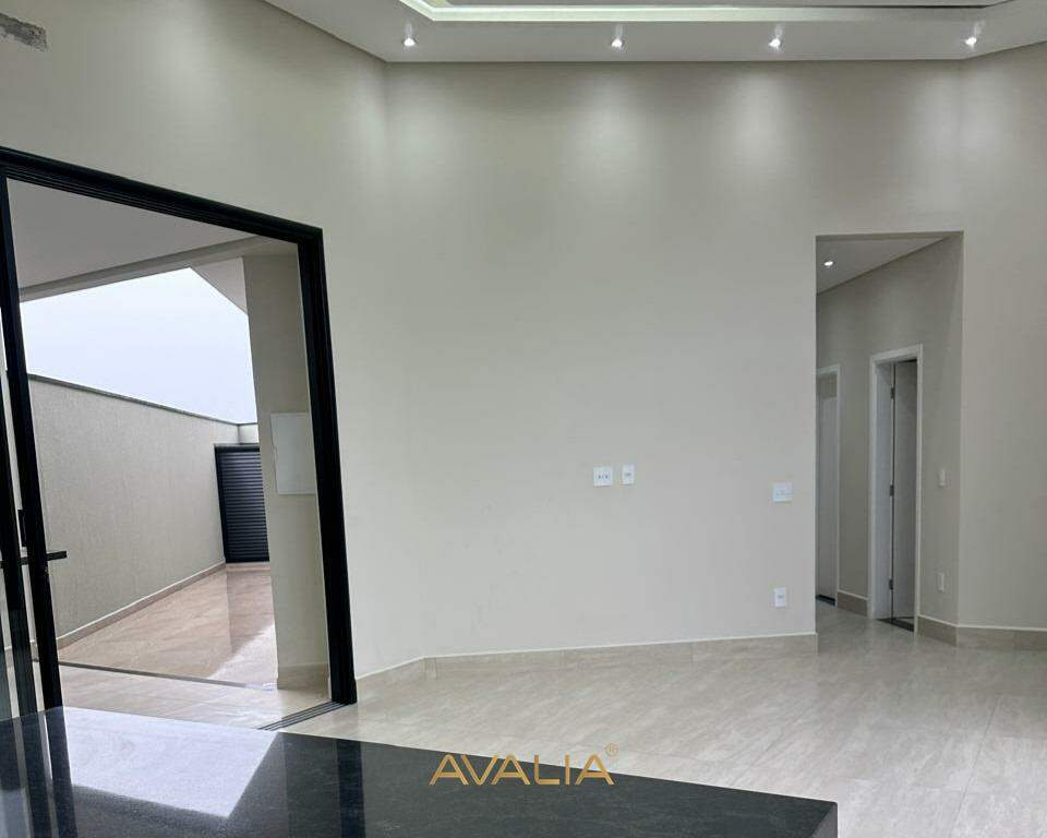 Casa em condomínio à venda no Jardins do Império: 