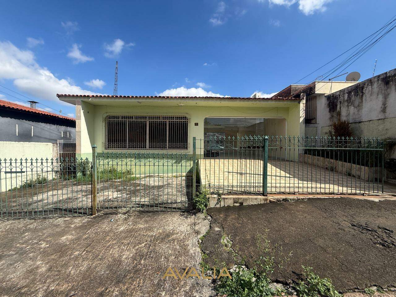 Casa Comercial para aluguel no Centro: 