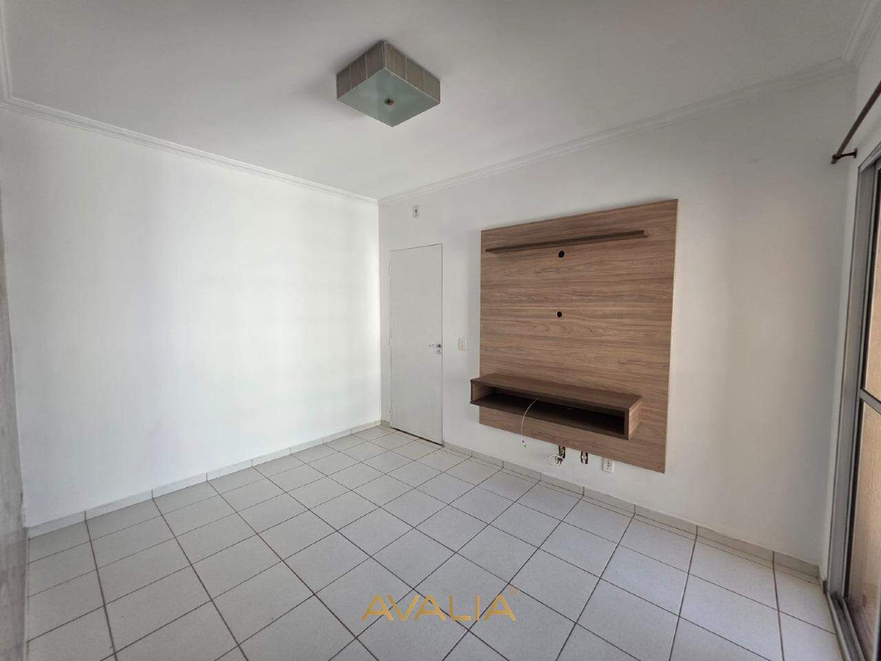 Apartamento para aluguel no Vila Brizzola: 