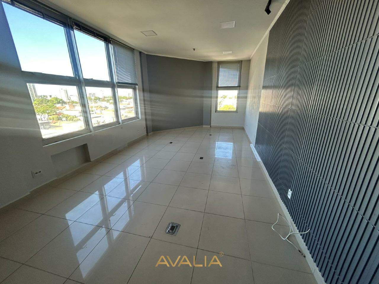 Sala Comercial para aluguel no Centro: 