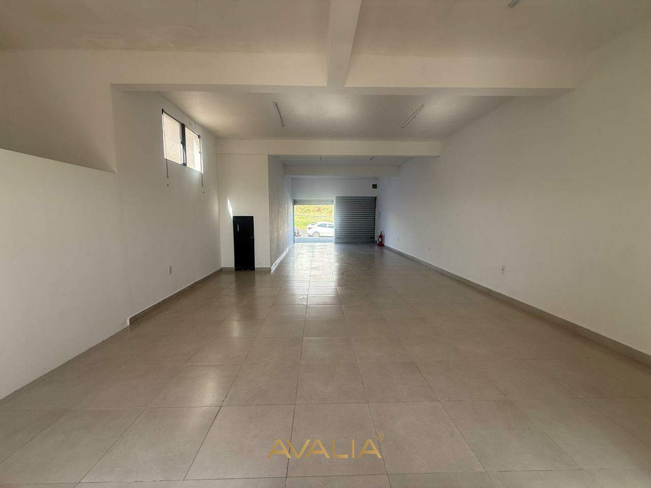 Salão para aluguel no Residencial Monte Verde: 